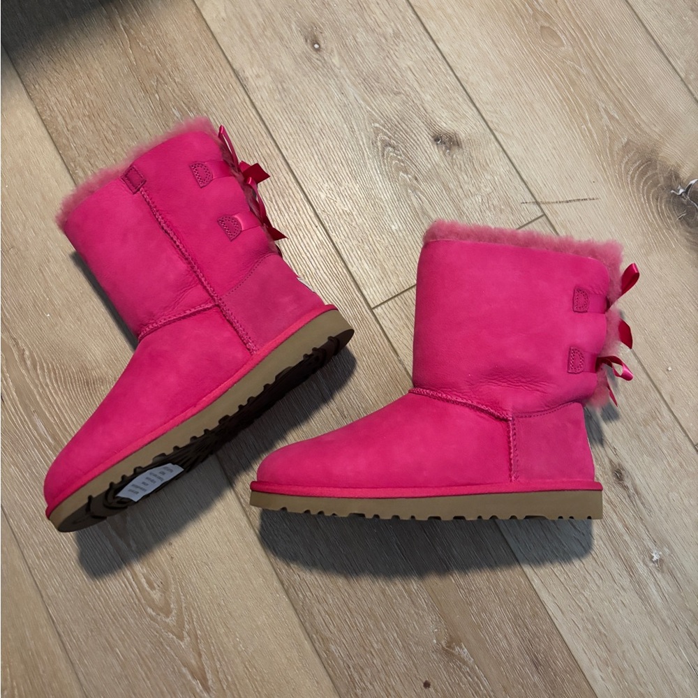 Brand new UGG Pink Bailey Bow Boots kids size 6